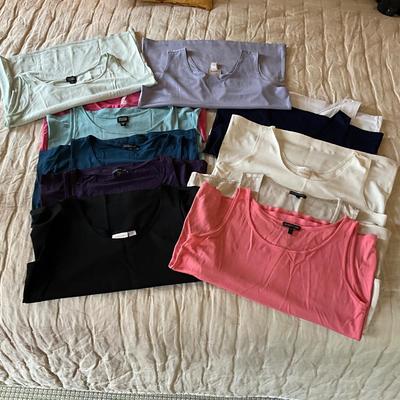 M959 Lot of Ladies Sleeveless Cotton Blend Tops