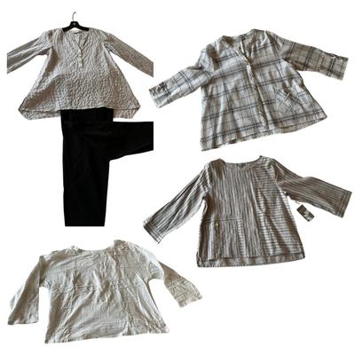 M963 Ladies HABITAT Clothing Lot