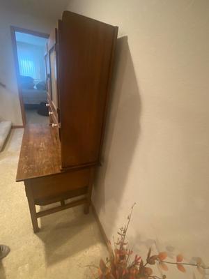 ANTIQUE HOOSIER CABINET