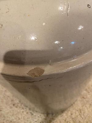 ANTIQUE RED WING 3 GALLON BALL LOCK CROCK (MISSING LID AND LOCKING HANDLE)