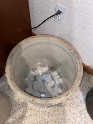 ANTIQUE MONMOUTH POTTERY 6 GALLON STONEWARE CROCK
