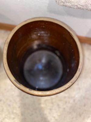 ANTIQUE BROWN STONEWARE GLAZED 4 GALLON CROCK