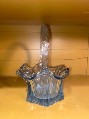 FENTON VULCAN SALEM BLUE BASKET & THICK BRACHS CANDY DISH