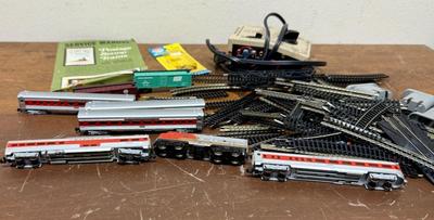 Vintage Aurora Postage Stamp Micro Gauge N-Gauge Train Set Western Germany