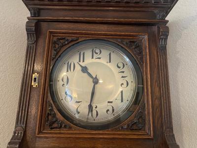 ANTIQUE GRANDFATHER PENDULUM CHIMING CLOCK THAT WORKS!