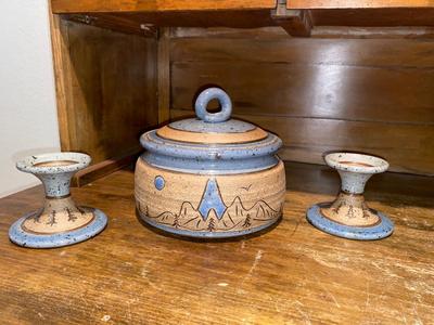 SIGNED "BARNES" KITCHEN POTTERY COVERED CASSEROLE DISH AND CANDLESTICK HOLDERS