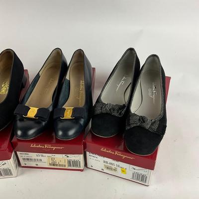 M987 Four pairs of Ladies Salvatore Ferragamo Shoes Size 9B
