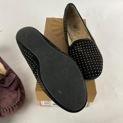M990 Two Pairs of Women's UGG Shoes and Slippers Size 8.5-9