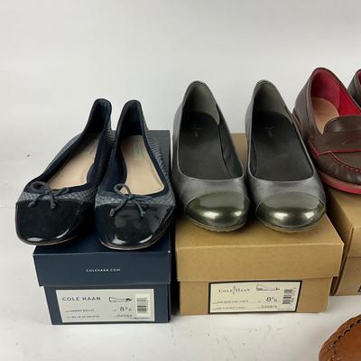 M994 Large Lot of COLE HAAN Slip on Ladies Shoes size 8.5-9