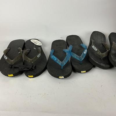 M1002 Four Pairs of LOCALS and BOOMBAS Flips and Slides