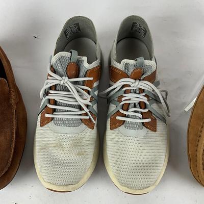 M1003 Lot of Men's OLUKAI Tennis Shoes, UGG Slipper, BORN Slip on Loafers Size 10