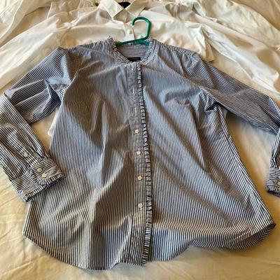 M1012 Lot of Ladies TALBOT'S Button Up Shirts