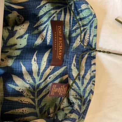 M1031 Lot of Men's TORI RICHARDS Short Sleeve Shirts