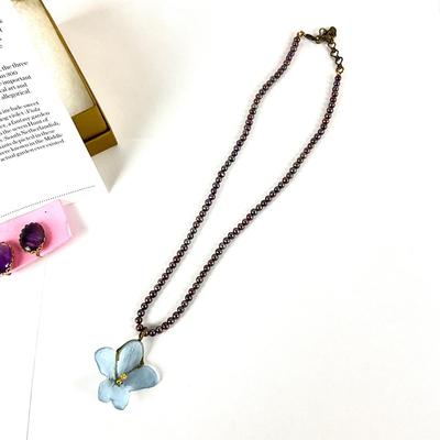 M1044 The MET African Violet Necklace by Michael Michaud