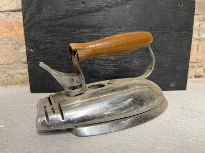 Vintage and Primitive Items