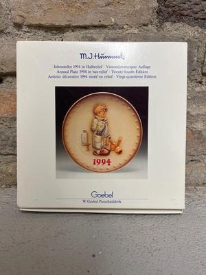 Decades of Hummel Plates