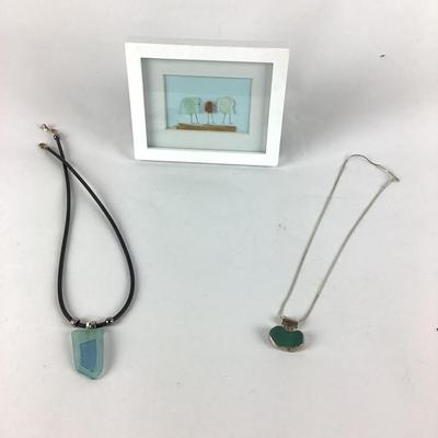 M1058 Ladies Sea Glass Necklace and Signed Art