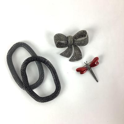 M1059 Large Silver Marcasite Bow and Dragonfly Pin with Stretch Bracelets
