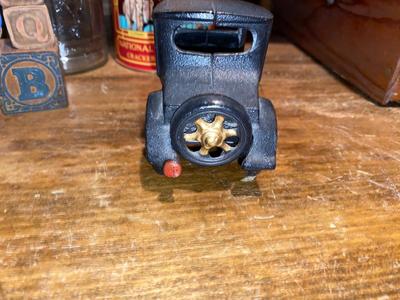 CAST IRON MODEL-T, BARNUM ANIMAL CRACKER & HERSHEY TINS, PLANTERS PEANUT JAR AND MORE!