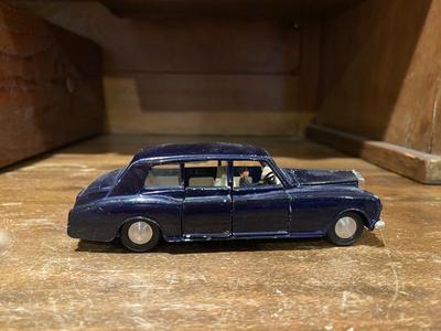 CORGI TOYS, LONDON TRANSFERS ROUTEMASTER AND ROLLS ROYCE PHANTOM