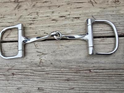 Equestrian Tack - Korsteel 5 1/2" slow twist snaffle bit