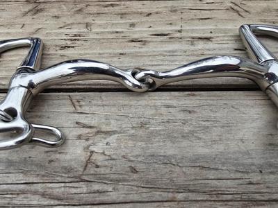 Equestrian Tack - Korsteel Jointed Uxeter Kimberwick Bit