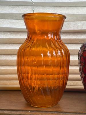 LOT 252X: Collection of Glass Vases