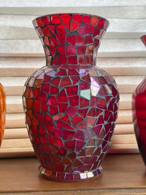 LOT 252X: Collection of Glass Vases