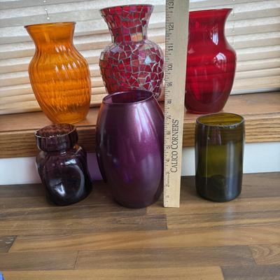 LOT 252X: Collection of Glass Vases