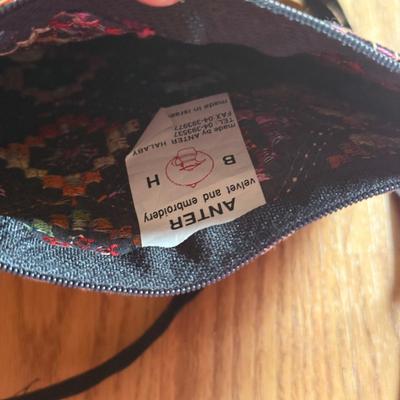 LOT 253F: Collection of Handmade Bags