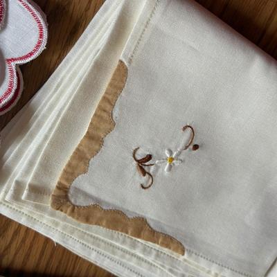 LOT 254F: Vintage Lace Doilies, Beautiful Embroidered Table Cloths, Napkins & Pillow Case