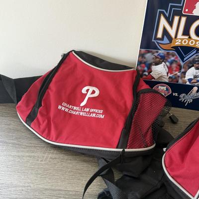 LOT 257: Philadelphia Phillies Collection: Signed Baseballs, Bags & More