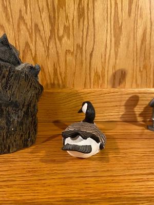 STUMP DWELLER RACCOONS BY GARY STEVENSON AND CANADIAN GOOSE BY HERITAGE DECOYS