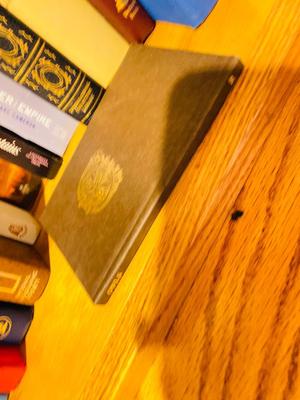 OUTDOORSMAN TYPE BOOKS