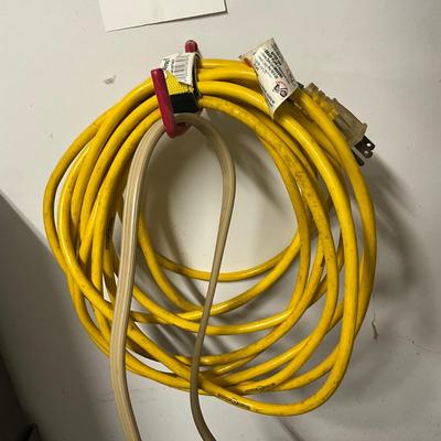 G880 Lot of Heavy Duty and Marine Extension Cords
