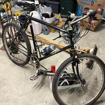 G897 Vintage Specialized Stumpjumper Mountain Bike