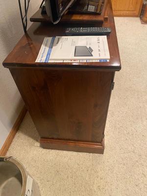 PANASONIC 42” FLATSCREEN PLASMA HDTV, SOLID WOOD TV STAND AND LG BLUE-RAY DVD PLAYER