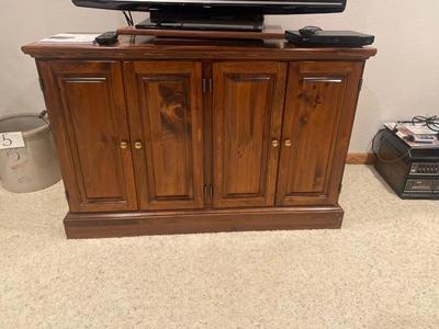 PANASONIC 42” FLATSCREEN PLASMA HDTV, SOLID WOOD TV STAND AND LG BLUE-RAY DVD PLAYER
