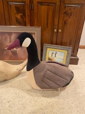 A FEW GEESE THAT ARE LOOKING TO RELOCATE WITH SOMEONE NEW