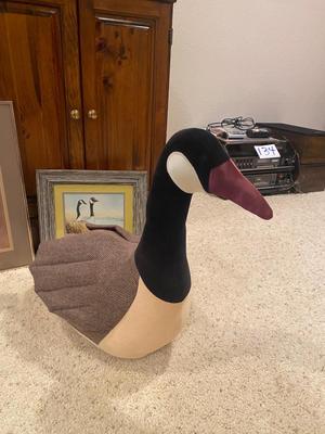 A FEW GEESE THAT ARE LOOKING TO RELOCATE WITH SOMEONE NEW