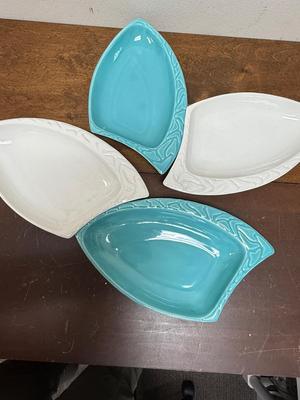 Mid Century Modern Calif Pottery Curved Trays Laguna L66