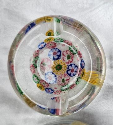 4 vintage Glass Paperweights! Lot #1 Chinese Poinsettia, Murano