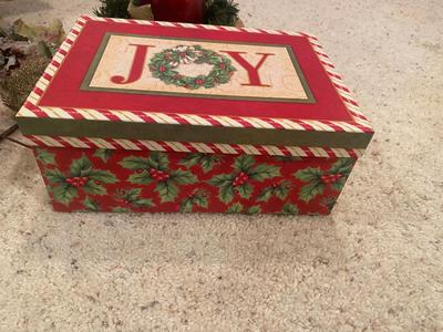 BEAUTIFUL 7-1/2’ PRELIT CHRISTMAS TREE WITH TRIMMINGS AND DECOR