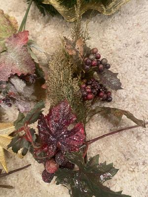 BEAUTIFUL 7-1/2’ PRELIT CHRISTMAS TREE WITH TRIMMINGS AND DECOR