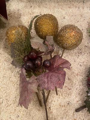 BEAUTIFUL 7-1/2’ PRELIT CHRISTMAS TREE WITH TRIMMINGS AND DECOR