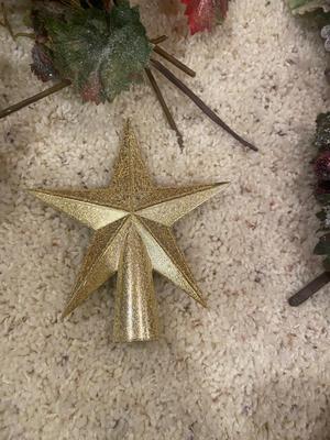 BEAUTIFUL 7-1/2’ PRELIT CHRISTMAS TREE WITH TRIMMINGS AND DECOR