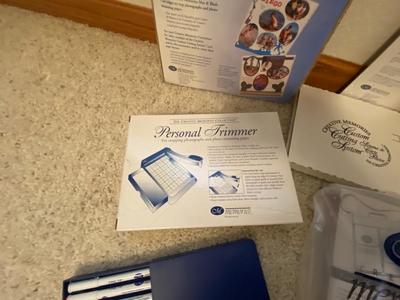CREATIVE MEMORIES CUSTOM CUTTING SYSTEM WITH ALL THE BELLS AND WHISTLES