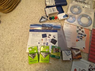 CREATIVE MEMORIES CUSTOM CUTTING SYSTEM WITH ALL THE BELLS AND WHISTLES