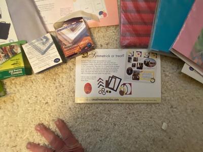 CREATIVE MEMORIES CUSTOM CUTTING SYSTEM WITH ALL THE BELLS AND WHISTLES