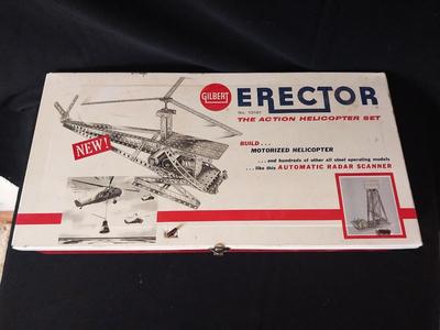 VINTAGE ERECTOR SET IN QRIGINAL METAL BOX